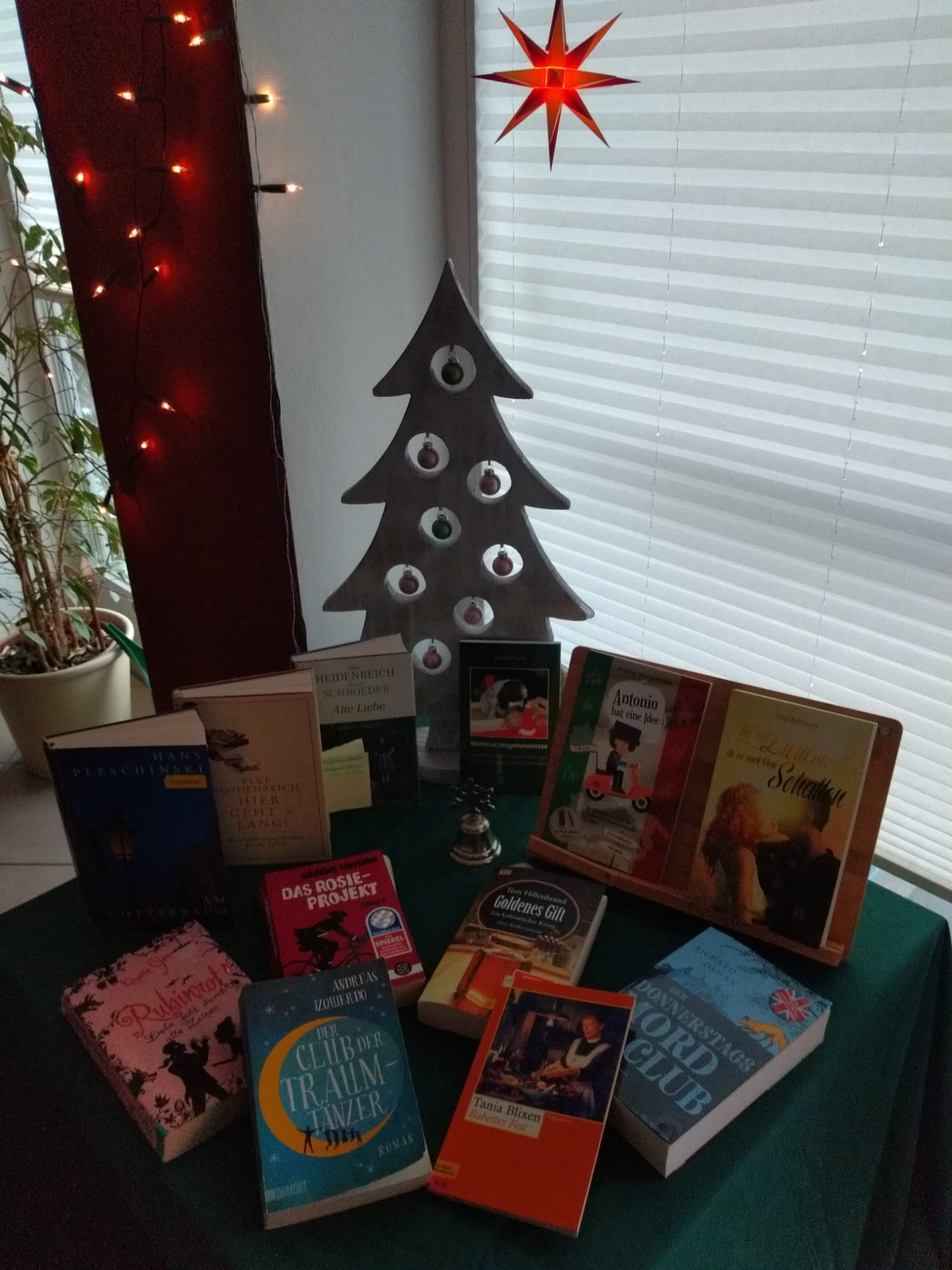Büchertisch Was das Herz erfreut